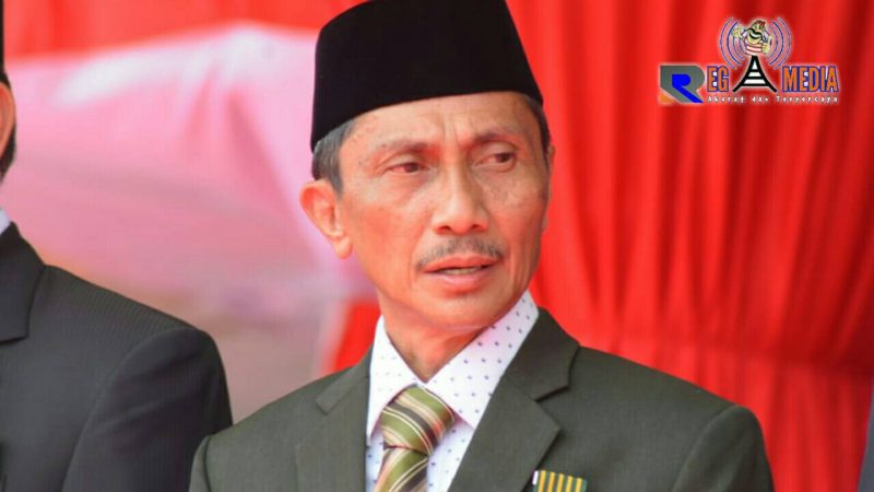 Bupati Gorontalo (Nelson Pomalingo).