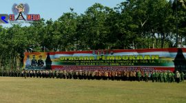 Suasana saat berlangsungnya upacara pembukaan TMMD Ke-105 di Kabupaten Blitar.