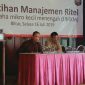Asisten Administrasi Umum dan Pembangunan Pemerintah Kota Blitar, Wikandrio, saat menyampaikan sambutannya.