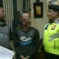 Ferianto alias Weweng (pelaku pencurian) saat diamankan polisi di rutan Mapolres Blitar.