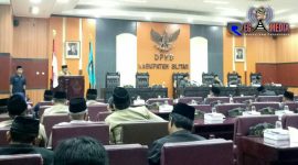 Suasana saat berlangsungnya paripurna DPRD Kabupaten Blitar.