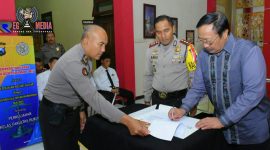 Polres Blitar saat melakukan penandatanganan MoU dengan Universitas Wisnu Wardhana Malang.