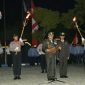 Suasana saat berlangsungnya kegiatan renungan malam mengenang jasa para pahlawan, di Taman Makam Pahlawan (TMP) Kusuma Bangsa, Sampang.