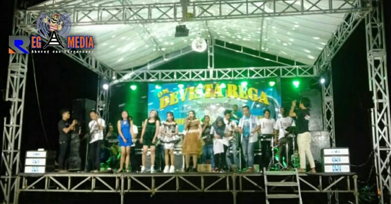 Para artis kondang OM Devista Rega