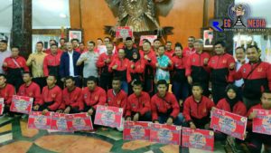 Bupati Blitar Berikan Reward Kepada Peraih Medali di Porprov VI 2019