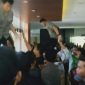 Situasi saat demo HMI ke UTM ricuh.