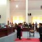 Suasana saat berlangsungnya pelantikan Ketua dan Wakil Ketua DPRD Sampang Definitif.
