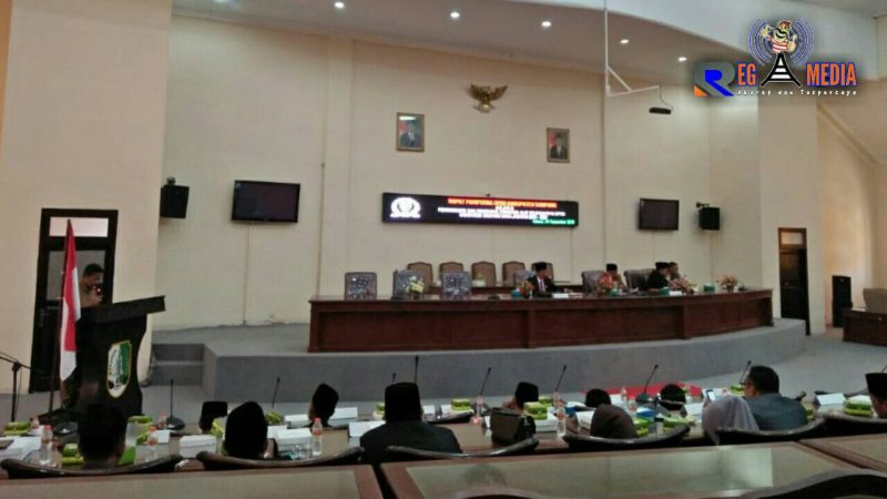 Rapat paripurna pengumuman dan penetapan alat kelengkapan DPRD Kabupaten Sampang masa jabatan 2019-2024.