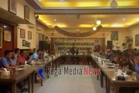 Suasana saat pelaksanaan cangkruan bersama element mahasiswa 