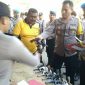 Pengecekan senjata api milik anggota Polres Sampang.