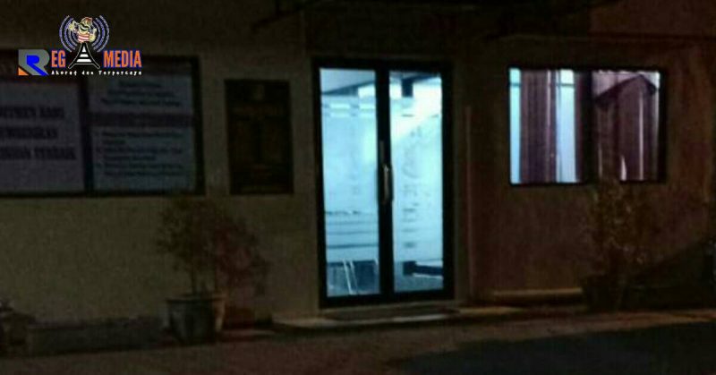 Ruang Satreskrim Bangkalan, malam ini (14/10/19).