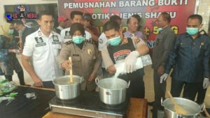 Tim Cobra Polres Lumajang Rebus 5 Kg Sabu-Sabu Kedalam Panci