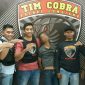 Pelaku curanmor (tengah) di Pasar Jatiroto saat diamankan di Markas Tim Cobra Polres Lumajang.