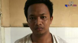 Terlihat pasrah tersangka saat di amankan aparat kepolisian