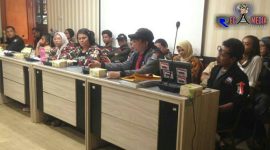 Lsm Laskar Merah Putih saat mengadukan soal pelayanan RSUD Cibabat ke Komisi IV DPRD Kota Cimahi.