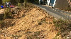 Kondisi terkini jalan kabupaten di Desa Bire Tengah, Kecamatan Sokobanah, Sampang, Madura.