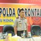Kapolda Gorontalo Brigjen Pol Drs. Wahyu Widada, M.Phil (tengah).
