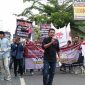 Ketua Jaka Jatim Korda Sampang (Sidik, SE.MM) tengah berorasi.