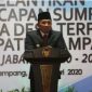 H.Slamet Junaidi Bupati Sampang diacara pelantikan serentak (foto:fan)