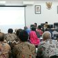 Bupati Sampang (H. Slamet Junaidi) saat menyampaikan sambutannya dalam sosialisasi perencanaan pembangunan daerah tahun 2021.