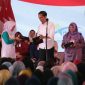 Presiden RI (Joko Widodo) dihadapan masyarakat Cimahi, di Gedung Techno Park. 