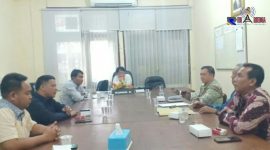 Kepala Sekolah SMP 1 Bangkalan klarifikasi  kepada Komisi D DPRD Bangkalan. 