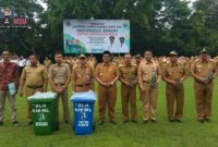 Wakil Bupati Bangkalan Drs. Mohni berpose bersama sejumlah OPD