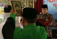 Bupati Bangkalan saat melantik kepala Desa PAW Desa Patenteng di Pendopo Agung Bangkalan
