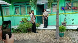 Tampak SDN Pangongsean 1 terpasang garis polisi usai kejadian pencurian. 