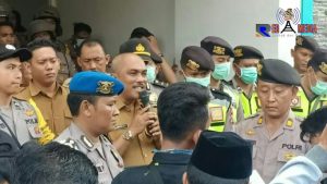 FKMG Demo Disdik, Korwil Dan Oknum Kepala Sekolah Di Kecamatan Geger Terancam Di Pecat