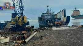 Lokasi pemotongan kapal di Kamal Bangkalan Madura yang terancam disegel. 