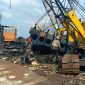 Perusahaan pemotongan kapal bekas yang ada di Kamal,  Bangkalan, Madura. 
