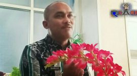 Kepala Dinas Pendidikan Kabupaten Bangkalan (Bambang Budi Mustika). 