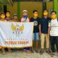 Pose bersama ketua dan anggota Karang Taruna Perisai Sundak, Desa Sukolilo Barat, Kecamatan Labang.