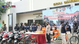 Konferensi Pers di Mapolres Bangkalan .