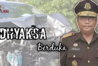 Kondisi kendaraan wakil Jaksa Agung rusak parah usai kecelakaan. 