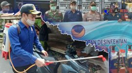 Ditengah pandemi Covid-19; anggota DPRD Sampang (Fathurrosi) bersama Pengurus Partai Nasdem dan Forkopimcam lakukan penyemprotan disinfektan ditempat fasilitas umum.