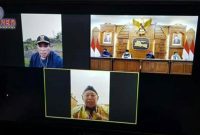 Video Conference antara Gubernur Jatim dengan Bupati Sampang dan Bupati Sumenep. 