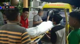 Jenazah korban hendak dibawa pulang kerumah duka. 