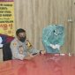 Kapolres Sumenep (AKBP Deddy Supriadi) saat dilakukan pemeriksaan rapid test. 