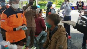 Hendak Pulang Ke Sampang, Warga Jember Berstatus ODP Terpaksa Ditahan Di Pos Check Point PSBB Surabaya