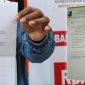 Surat edaran dari Dinas Sosial Kabupaten Sampang (foto insert)