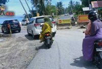 Situasi jalanan di Aceh Selatan tampak lengang dari kendaraan. 