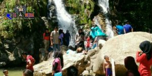 Meski Masa Pandemi Covid-19, Warga Tetap Silaturahmi dan Kunjungi Objek Wisata