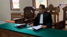 Acong Latif, penasehat hukum Titian Wilaras.