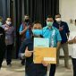Penyerahan secara virtual melalui aplikasi Zoom oleh Menkumham Yasonna Laoly kepada Ketua Umum Partai Gelora Indonesia Muhammad Anis Matta di Jakarta.