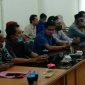 Saat berlangsungnya mediasi antara warga dua kecamatan di Aceh Selatan. 