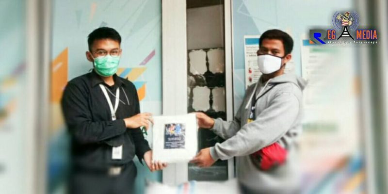 Cimahi Crisis Centre (C3)  secara simbolis memberikan bantuan sosial dan kesehatan di RSUD Cibabat. 