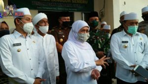 Gubernur Jatim; Cegah Covid-19 “Jangan Sampai Masuk Pesantren”