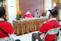 Suasana saat berlangsungnya musyawarah di Keluarahan Setiamanah Cimahi, terkiat penerima bansos. 